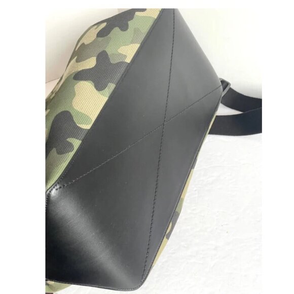 Coach Tote 38 Camo Print Large Canvas Tote Leather Carry-All Shoulder Bag CL396 - Picture 6 of 8